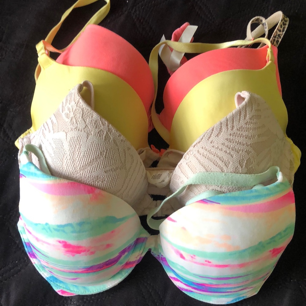 Victoria’s Secret bras